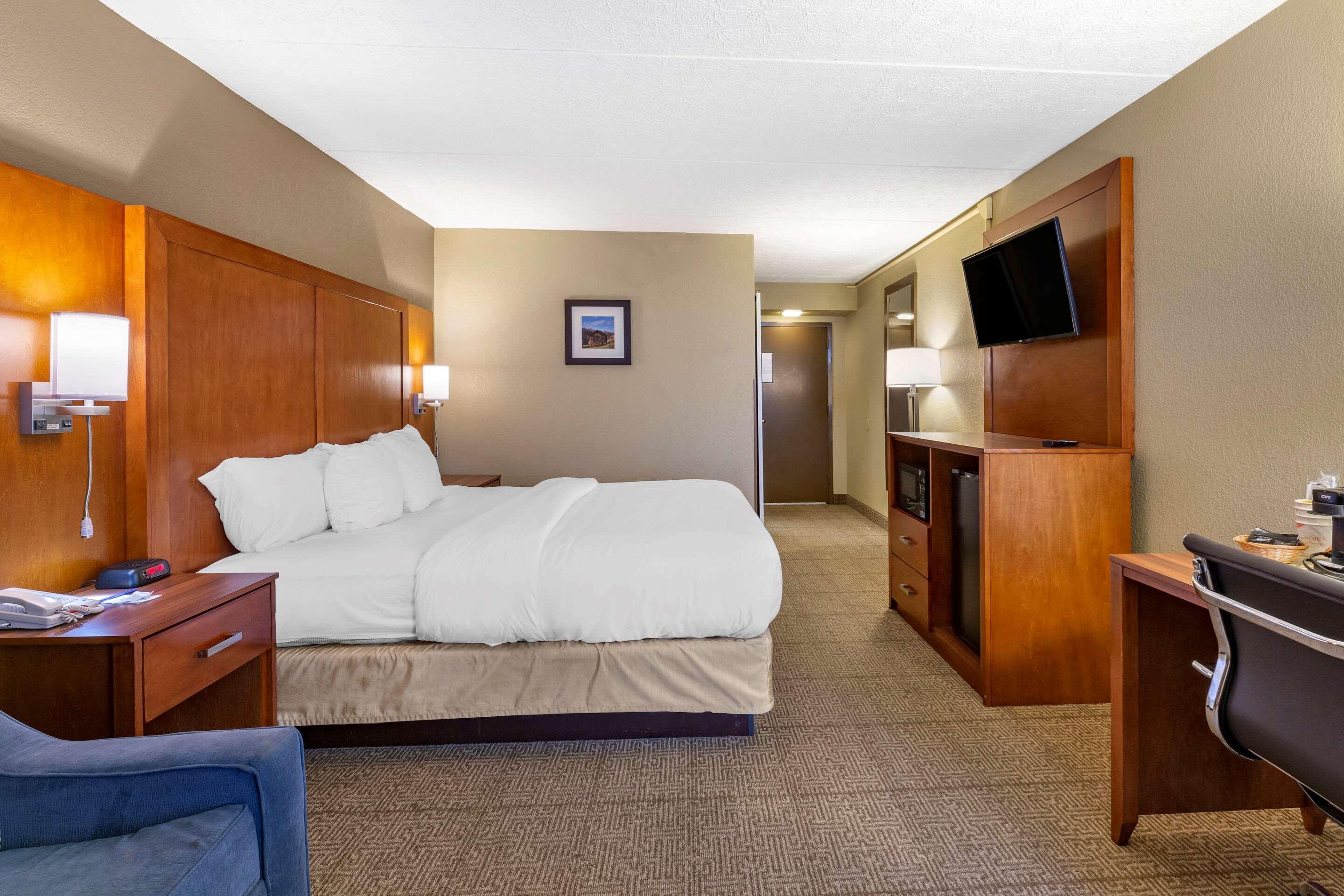 Comfort Inn Alliance Exterior photo